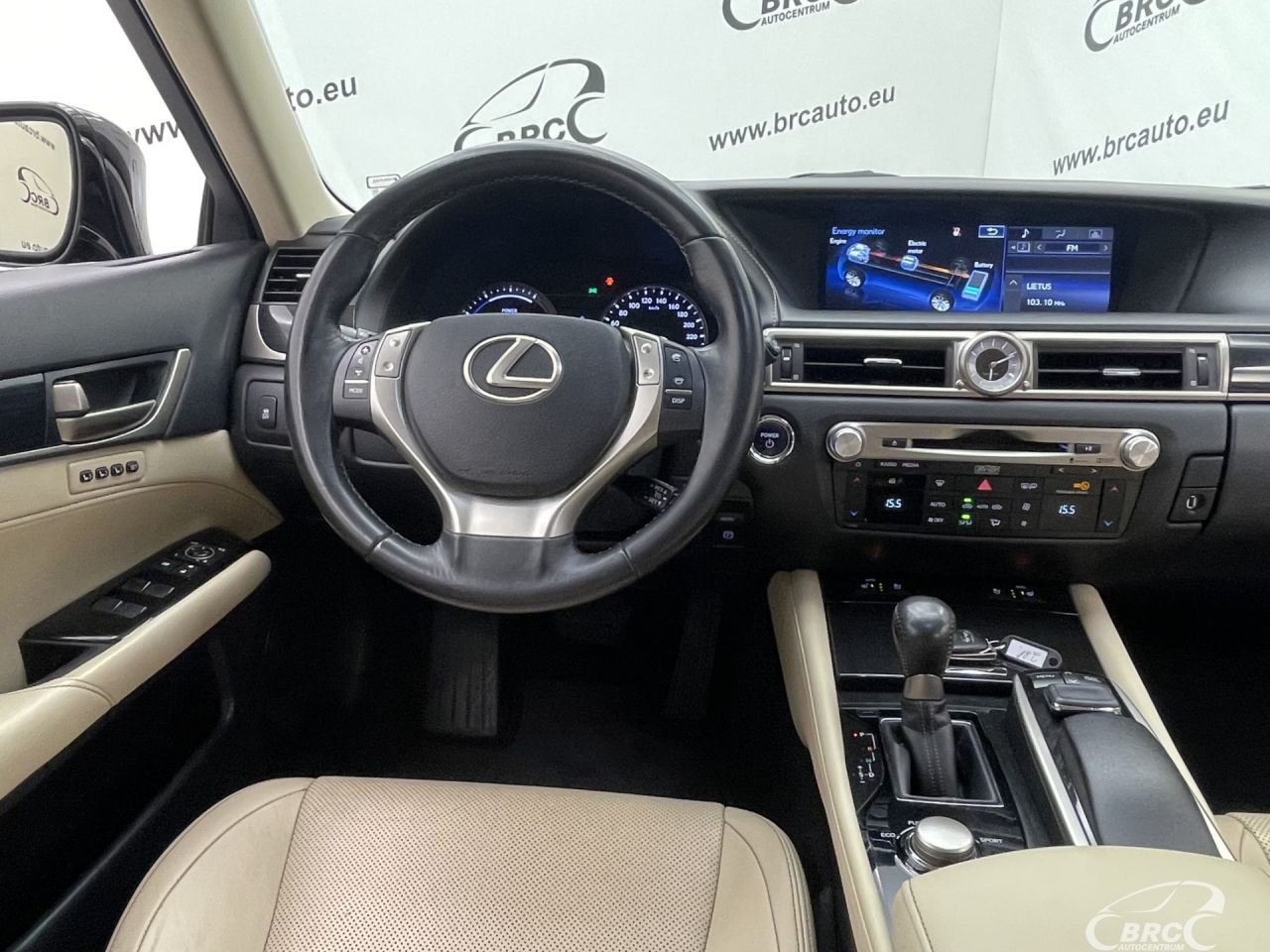 Lexus GS 300h | 12