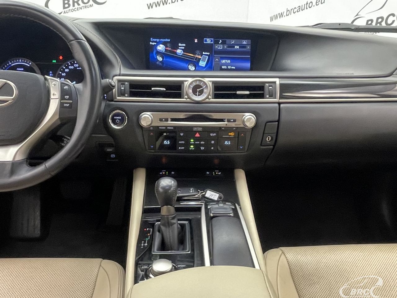 Lexus GS 300h | 13