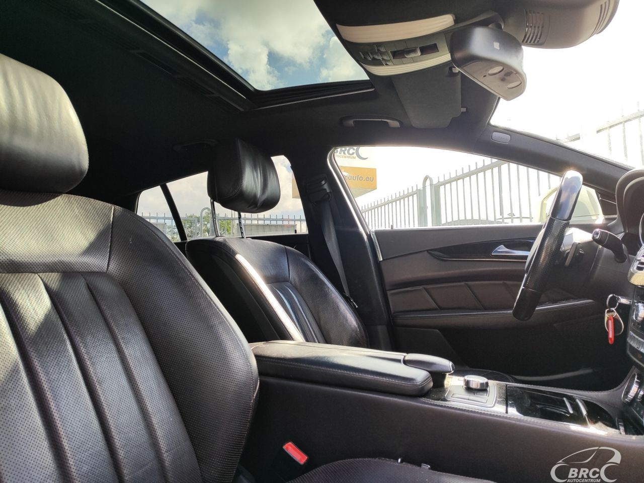 Mercedes-Benz CLS350 | 9