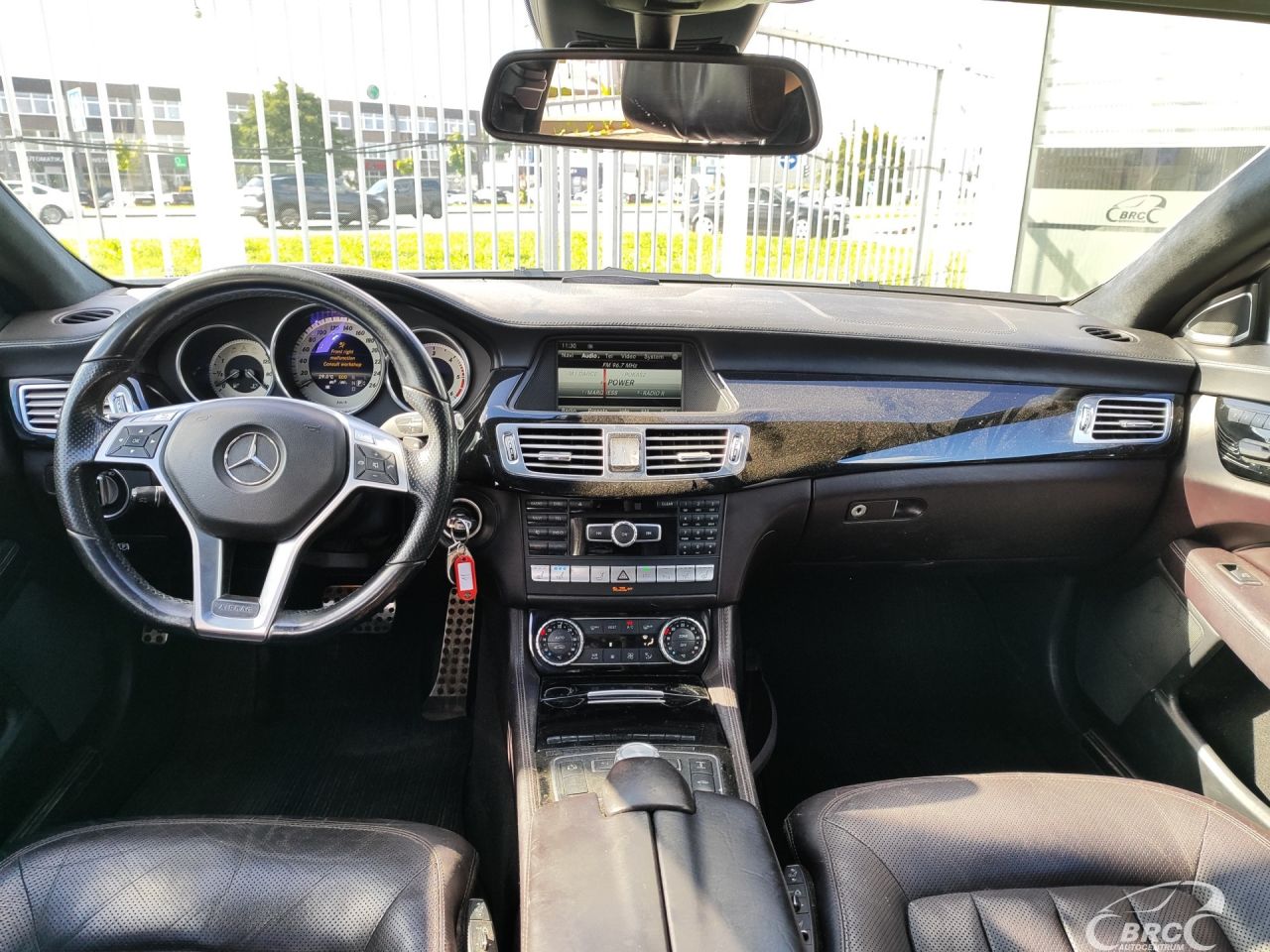 Mercedes-Benz CLS350 | 3