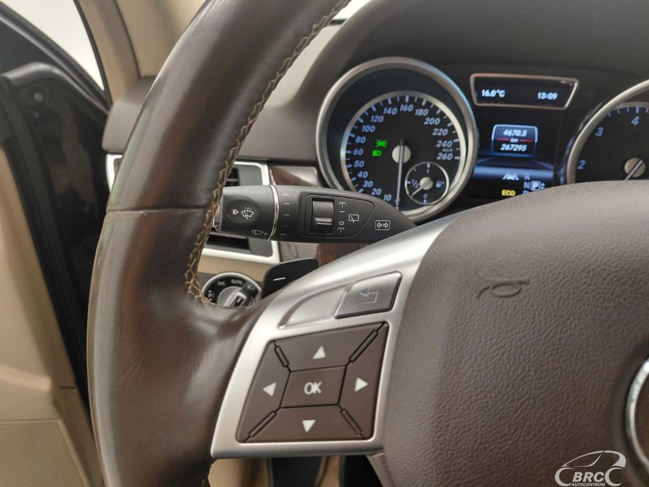 Mercedes-Benz ML350 | 14