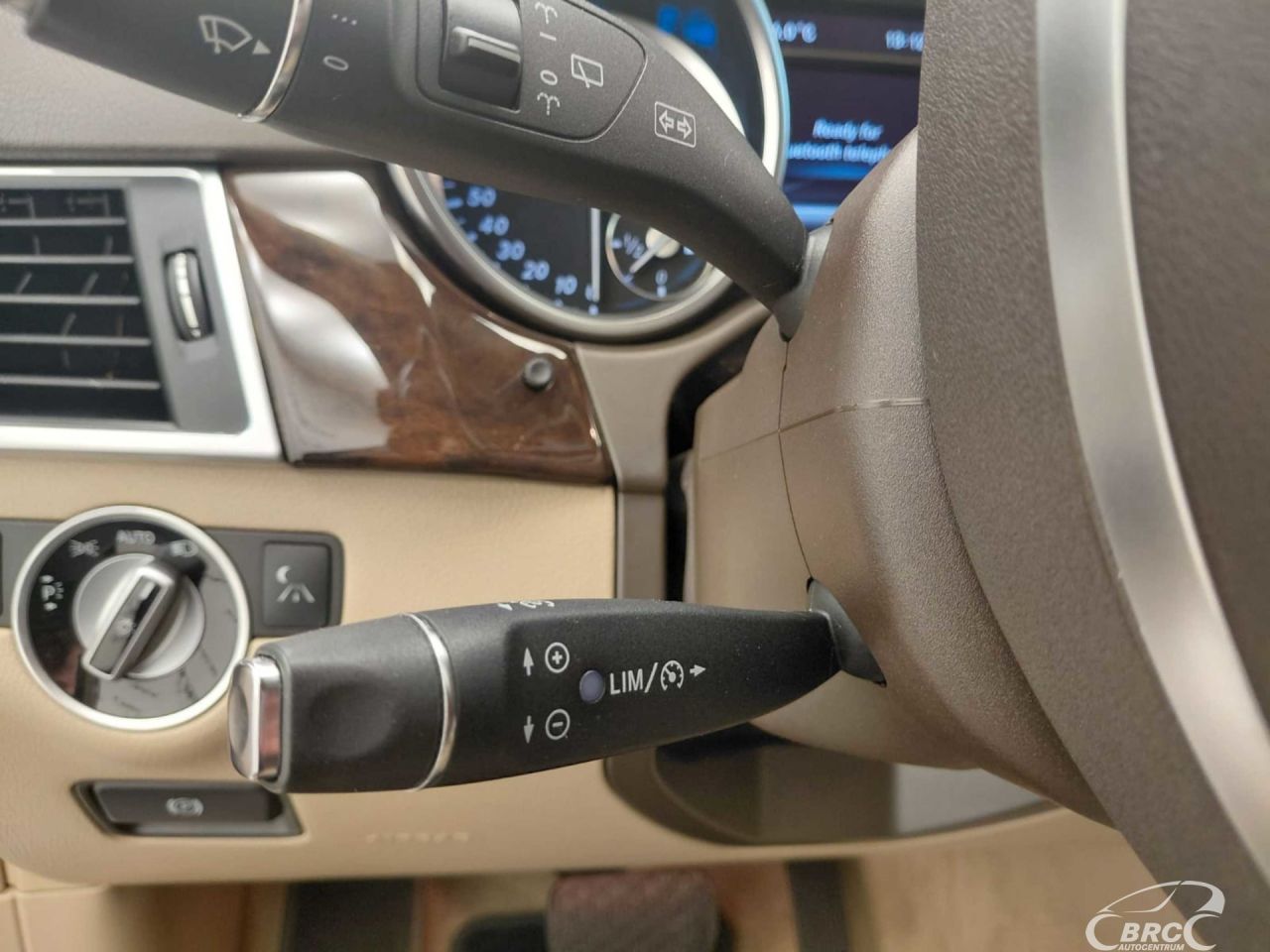 Mercedes-Benz ML350 | 16