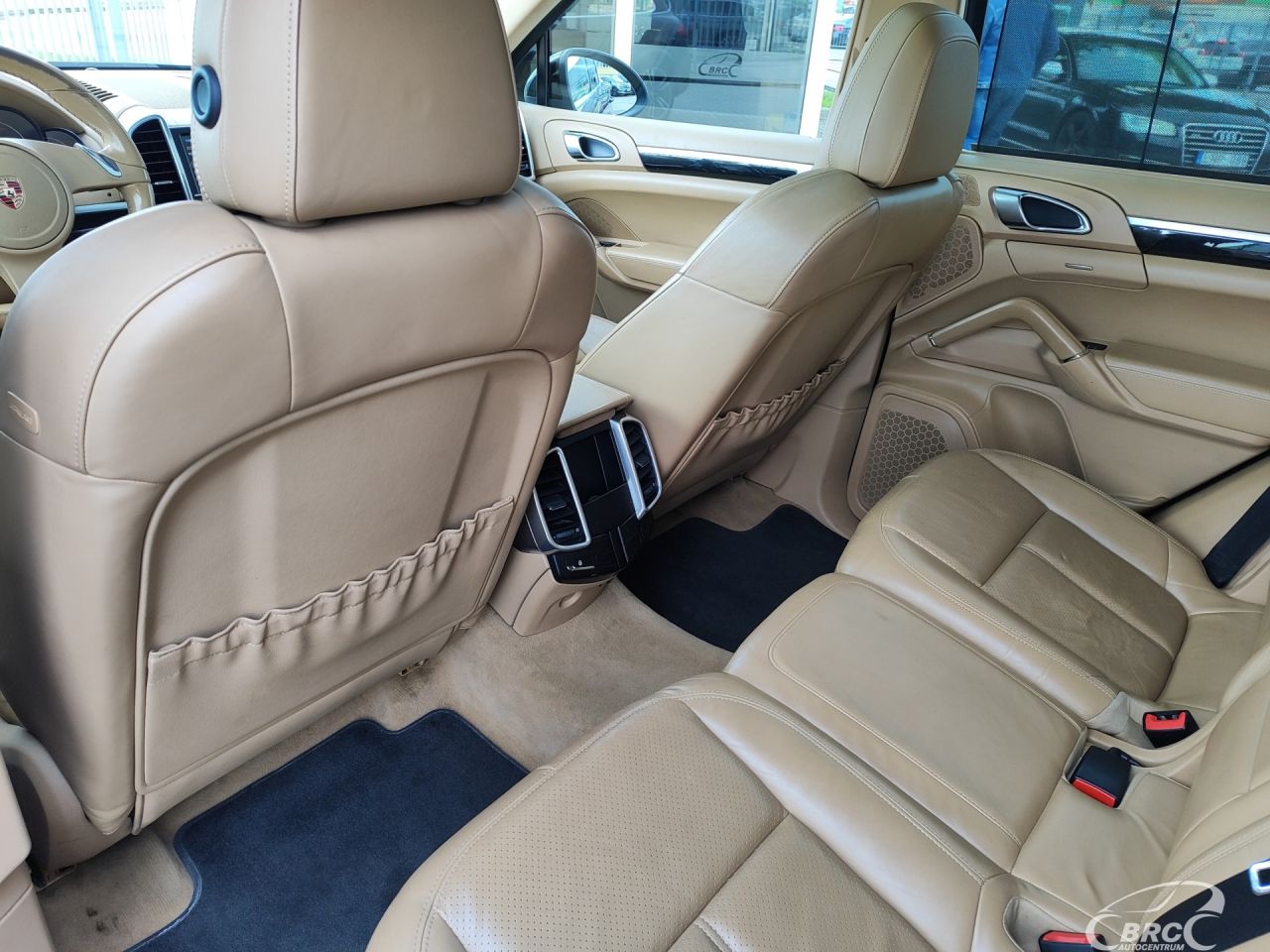 Porsche Cayenne | 14