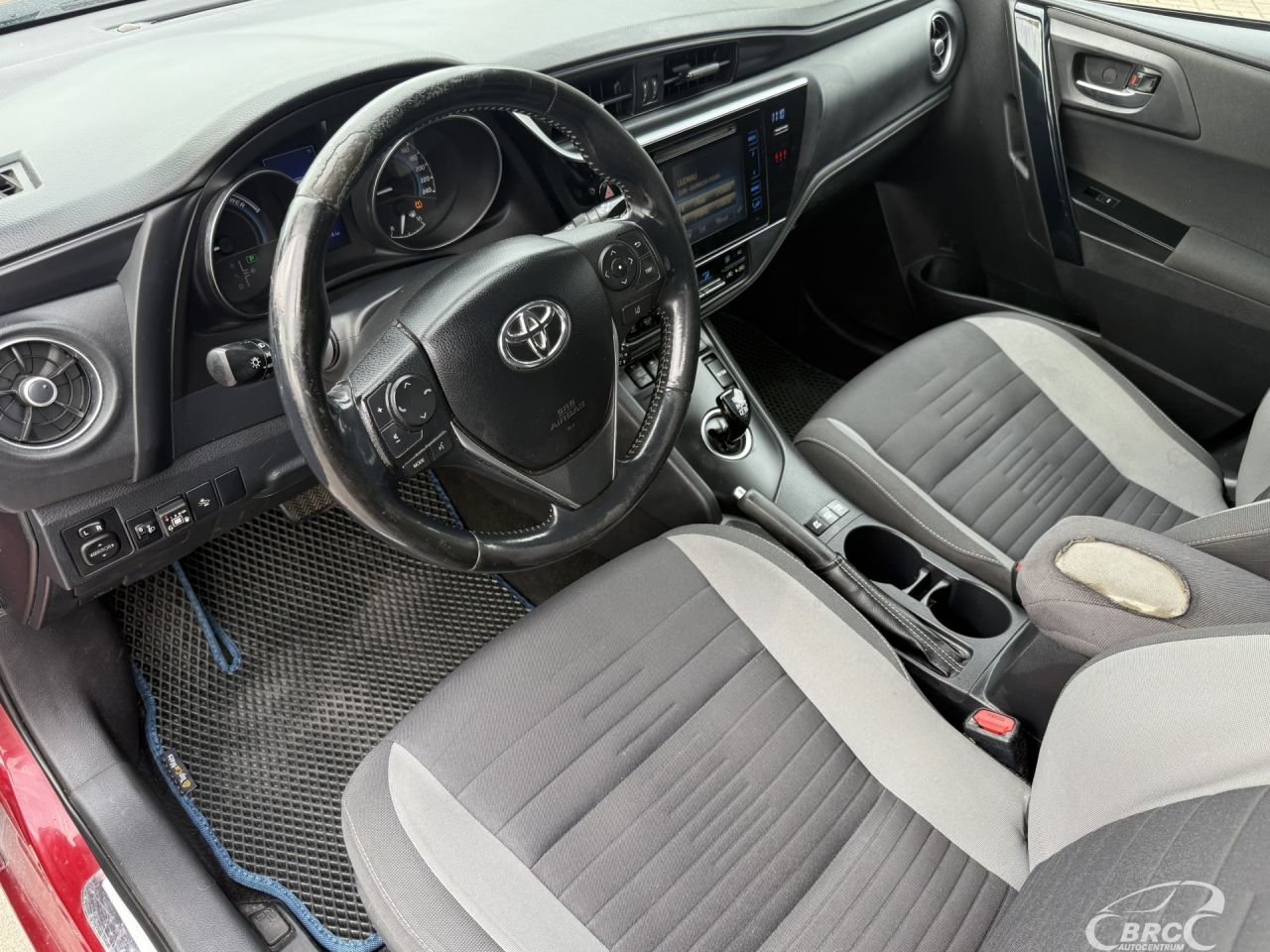 Toyota Auris | 7