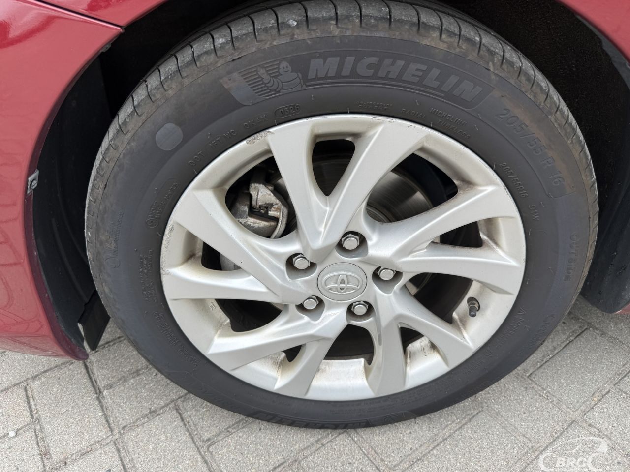 Toyota Auris | 19