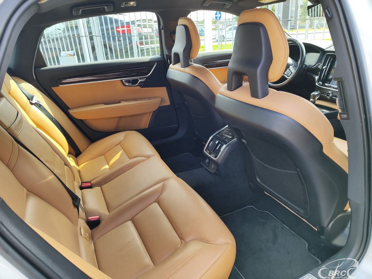 Volvo S90 | 9