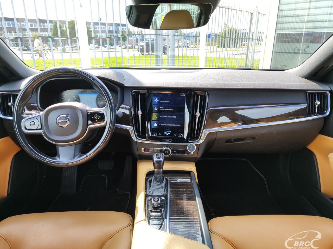 Volvo S90 | 3