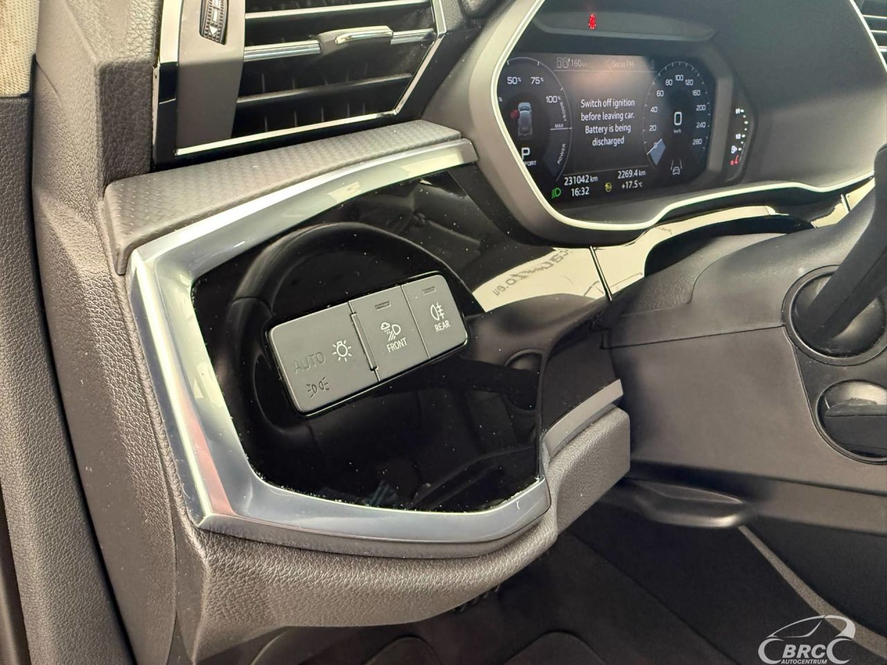 Audi Q3 | 17