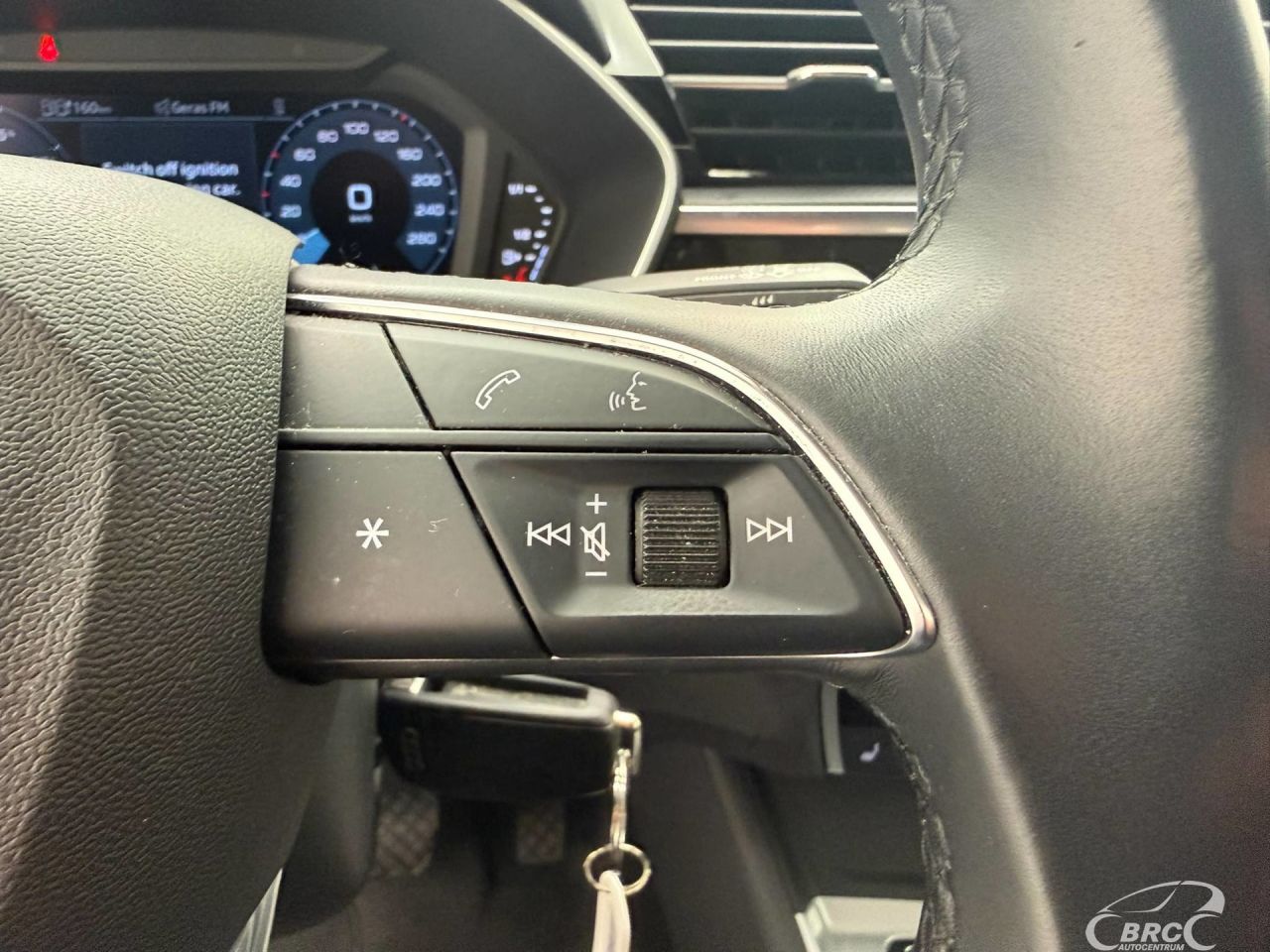 Audi Q3 | 16