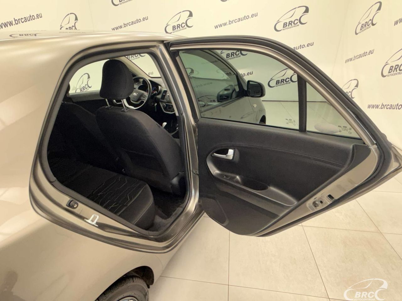 Kia Picanto | 8