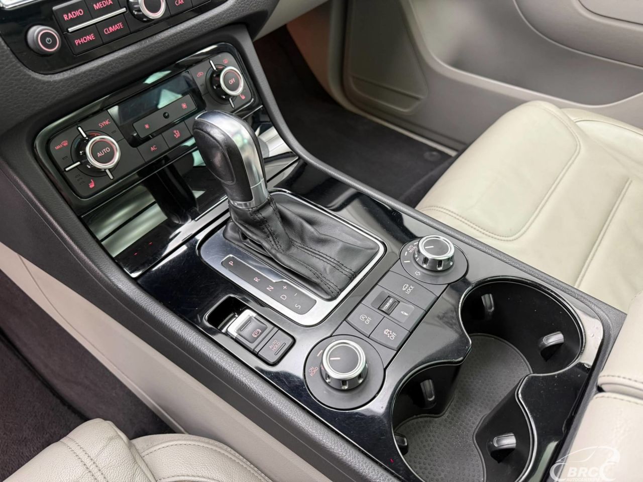 Volkswagen Touareg | 16