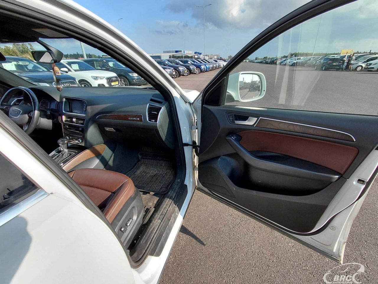 Audi Q5 | 9
