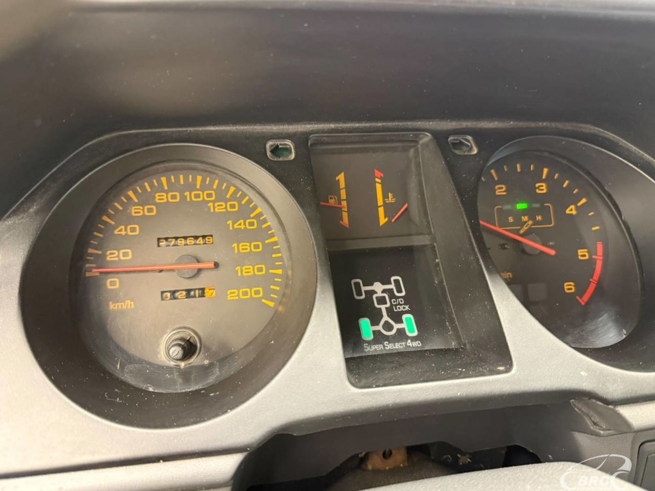 Mitsubishi Pajero | 15