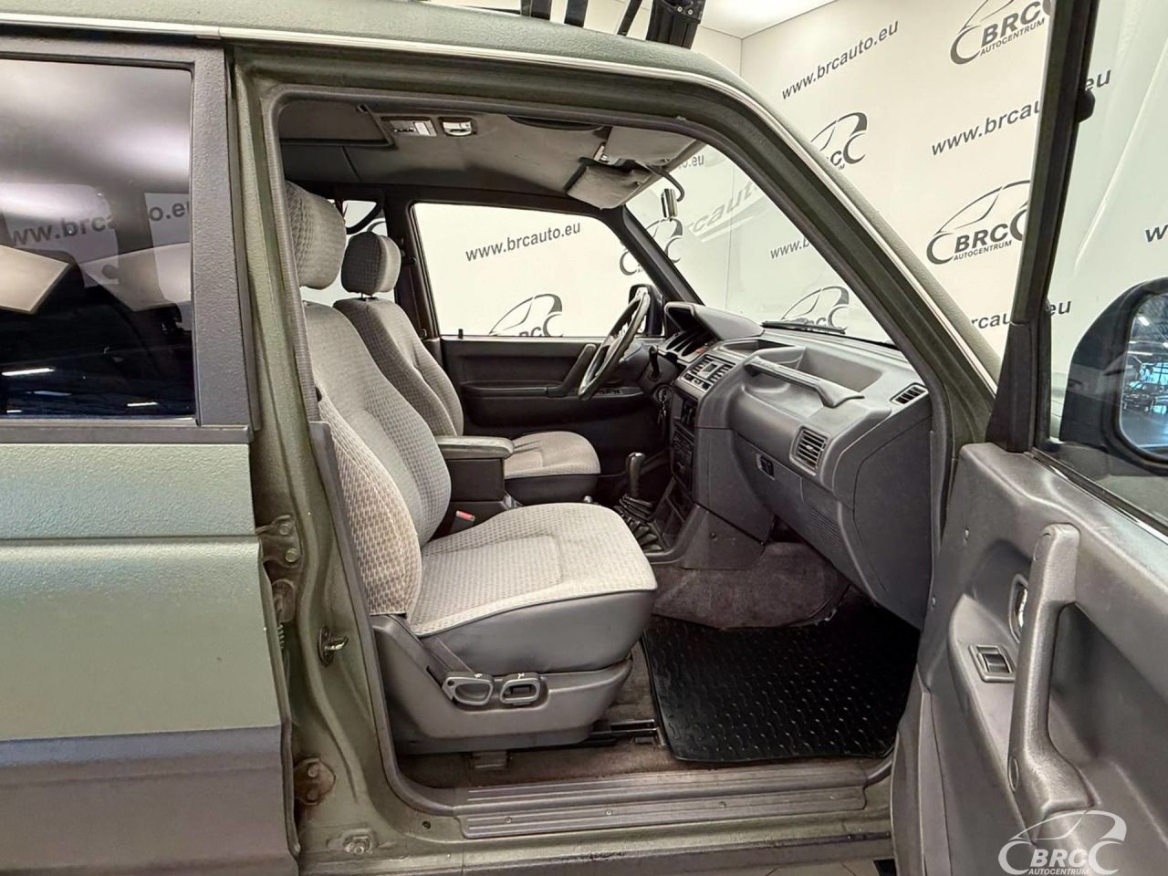 Mitsubishi Pajero | 5