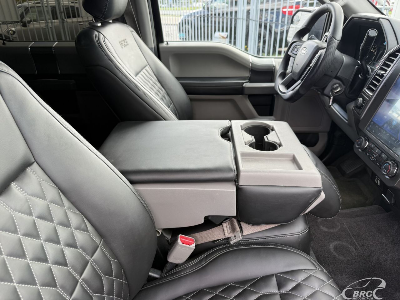 Ford F-150 | 8