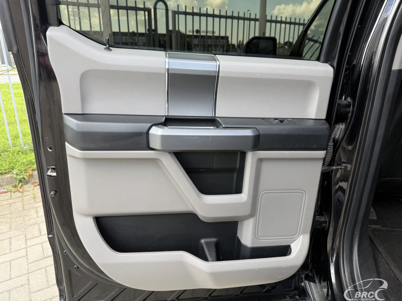 Ford F-150 | 15