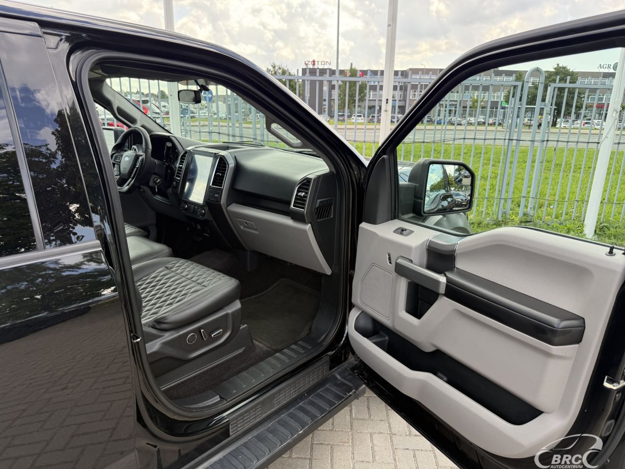 Ford F-150 | 3