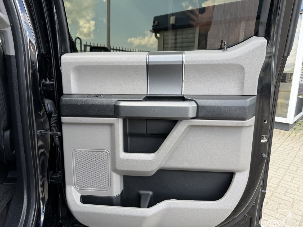 Ford F-150 | 10