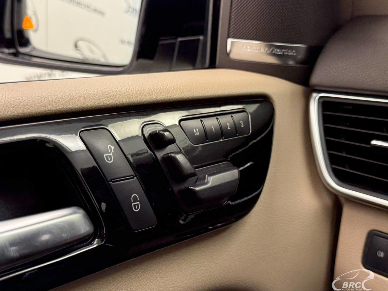 Mercedes-Benz ML350 | 10