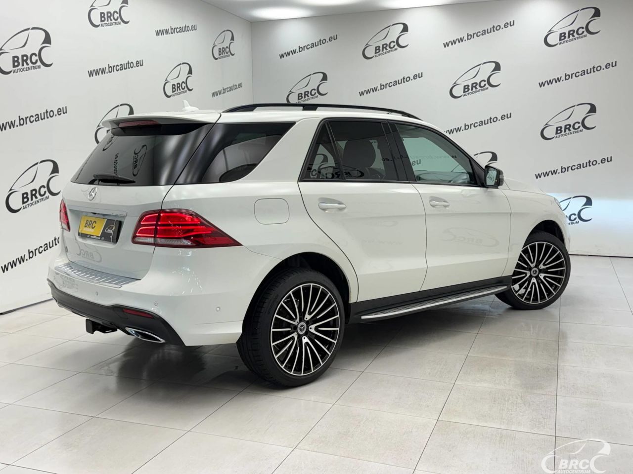 Mercedes-Benz ML350 | 1