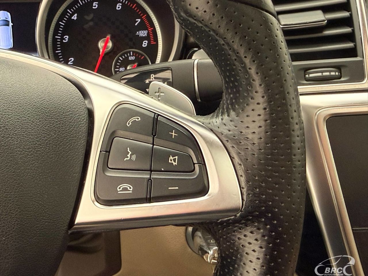 Mercedes-Benz ML350 | 15