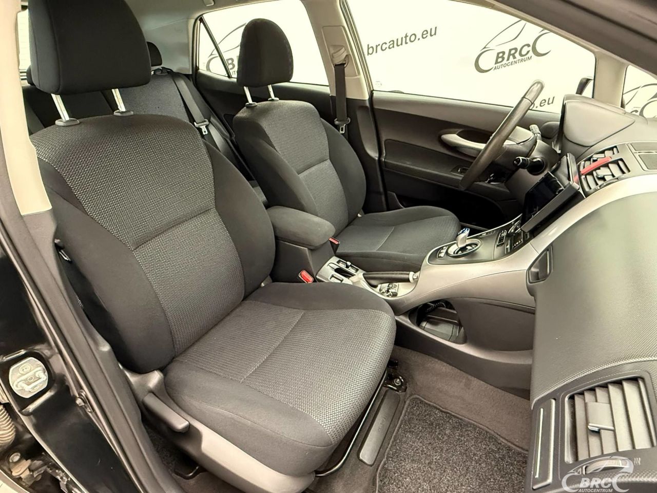 Toyota Auris | 4