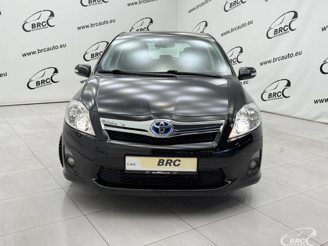 Toyota Auris | 16