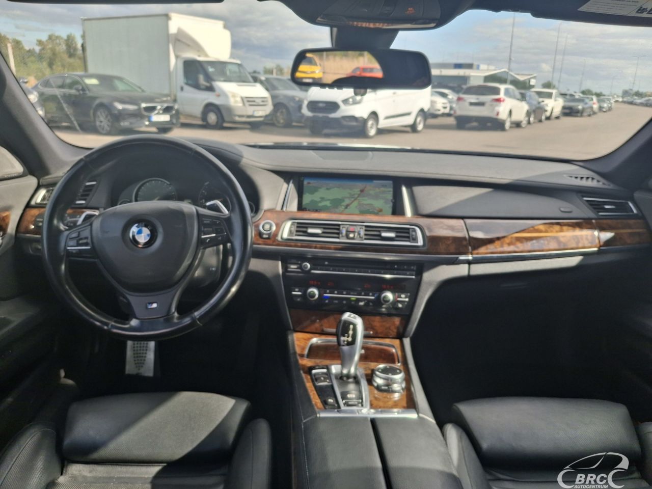 BMW 740 | 12