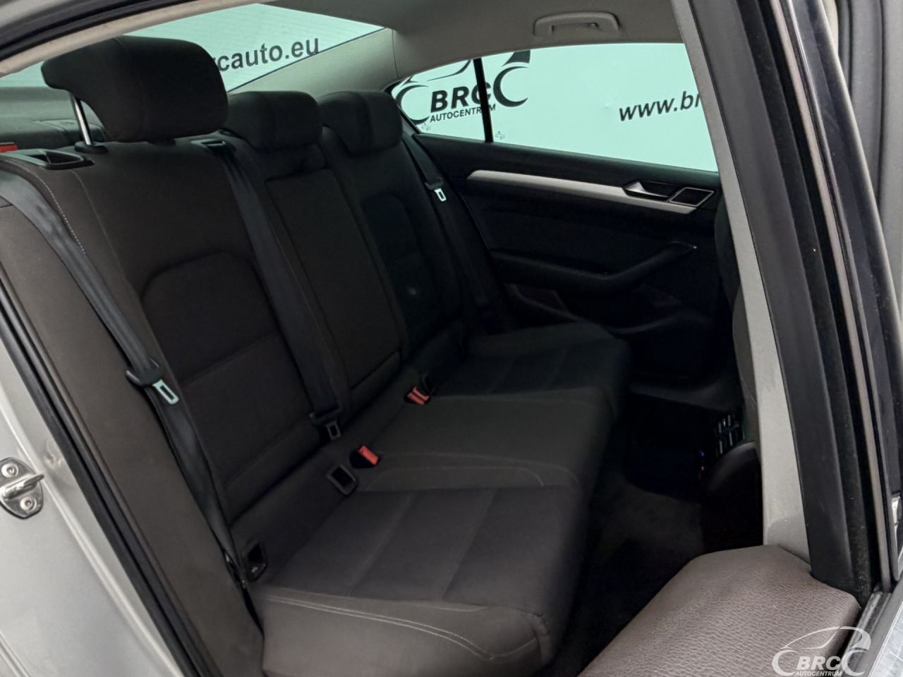 Volkswagen Passat | 10