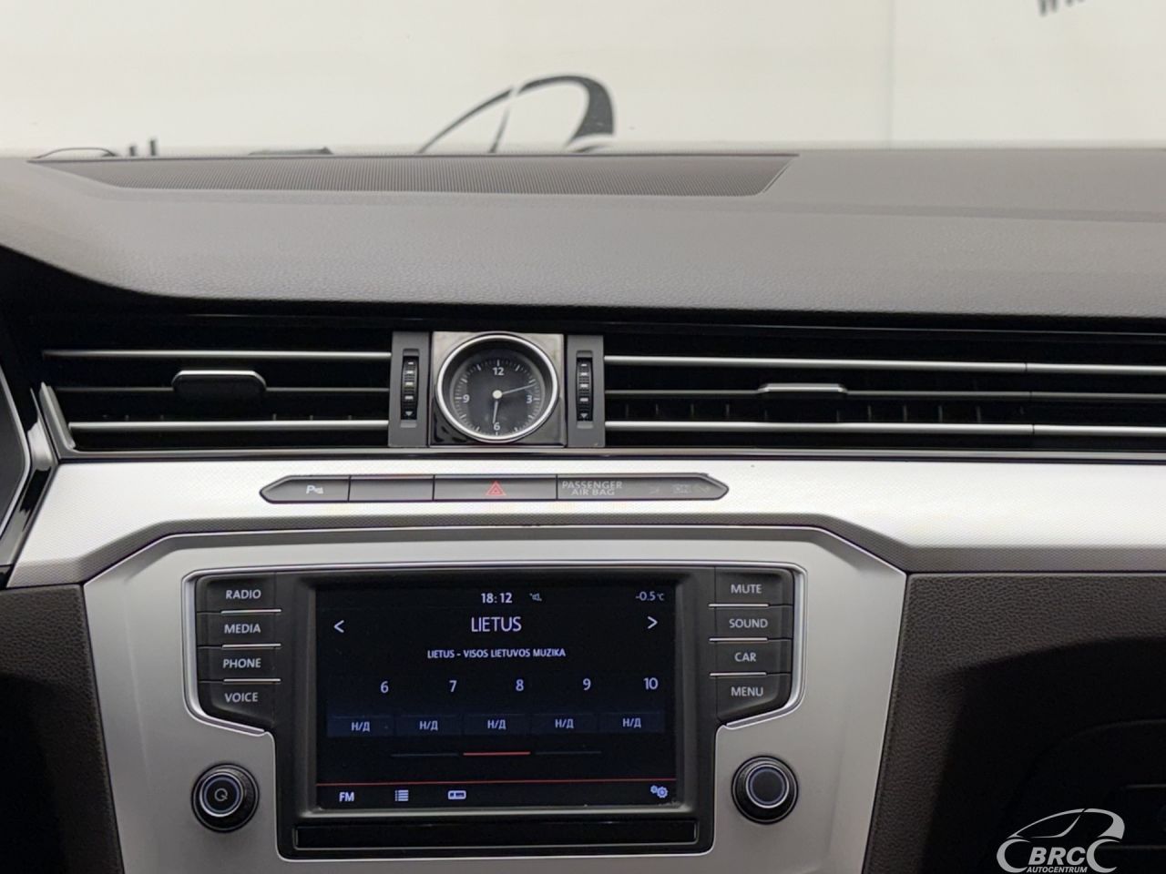 Volkswagen Passat | 15