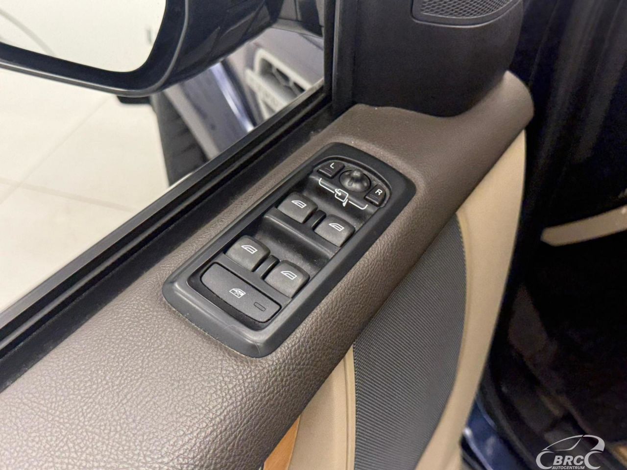 Land Rover Discovery | 18