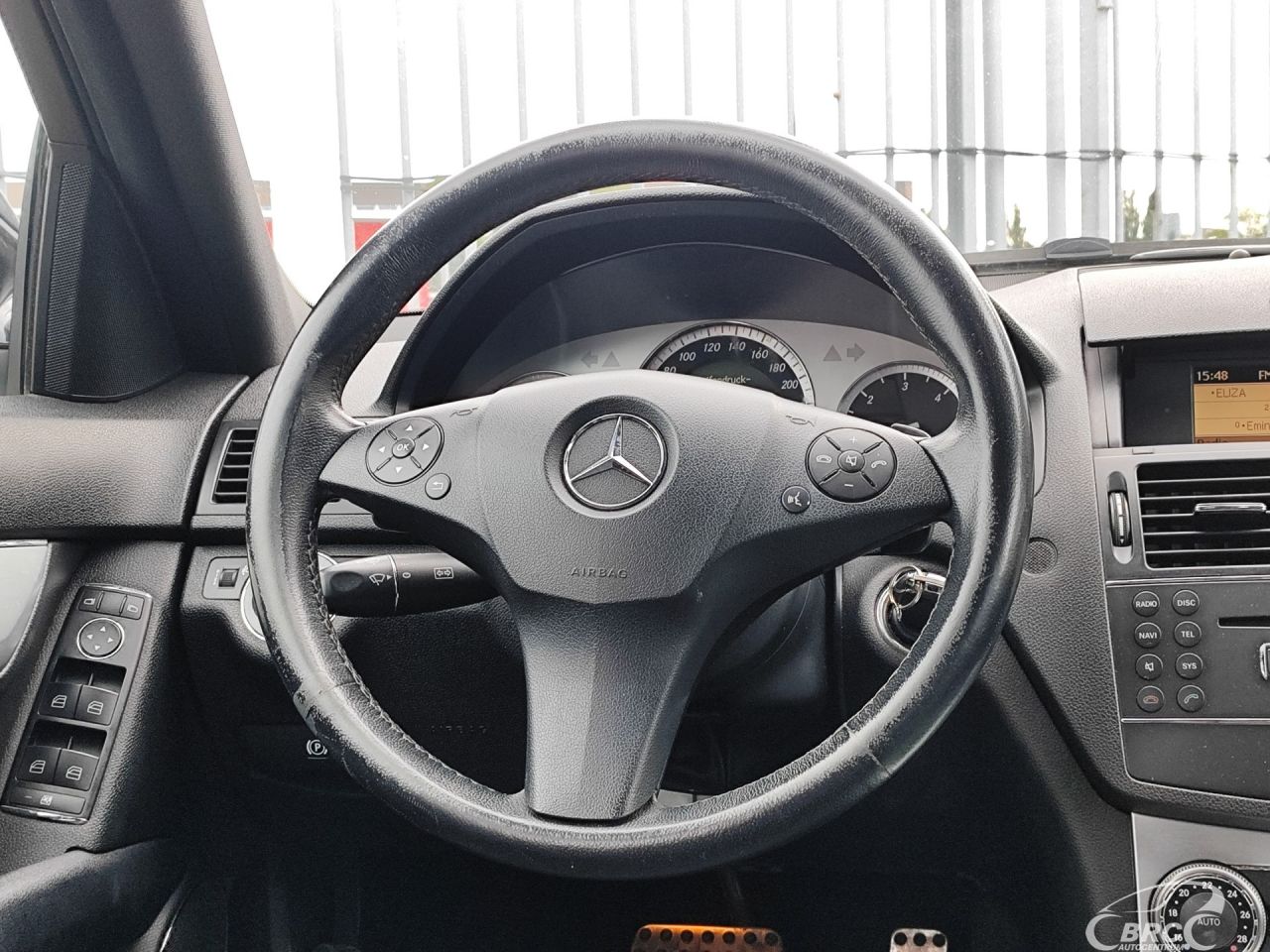 Mercedes-Benz C320 | 15