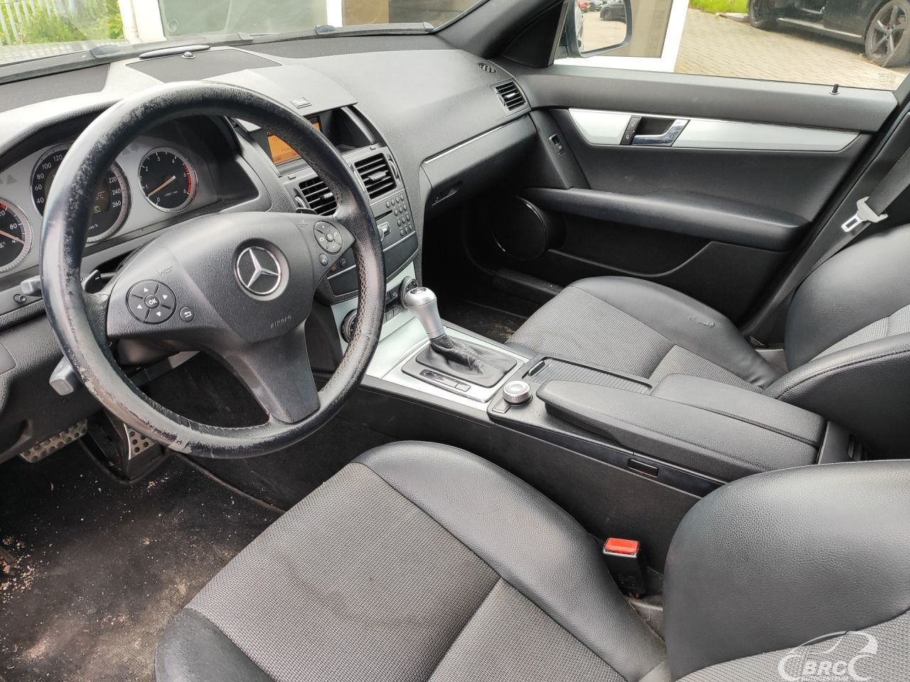 Mercedes-Benz C320 | 19