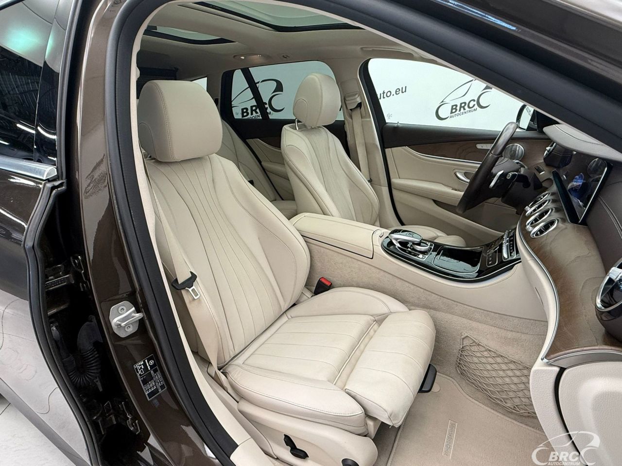 Mercedes-Benz E400 | 4