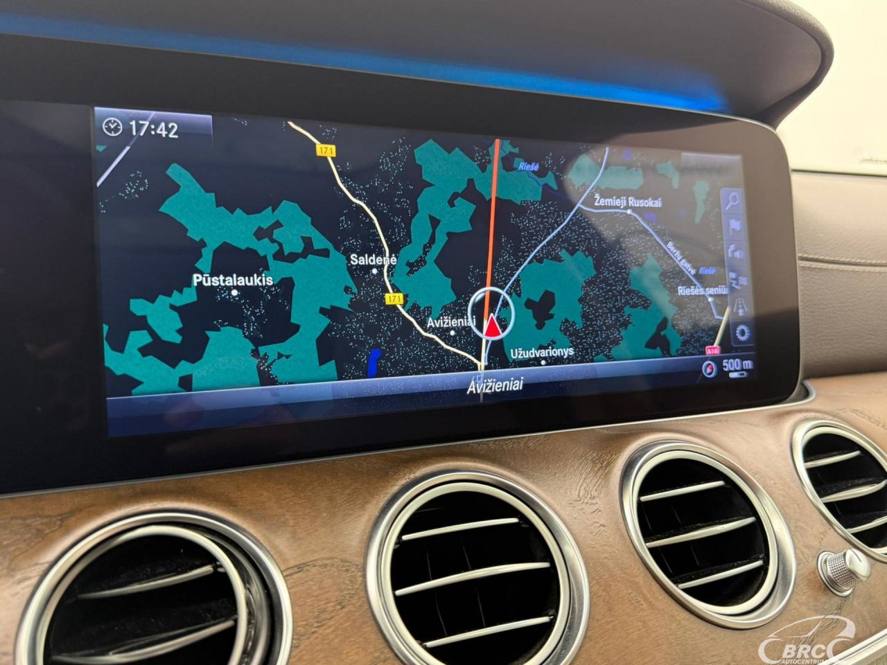 Mercedes-Benz E400 | 12