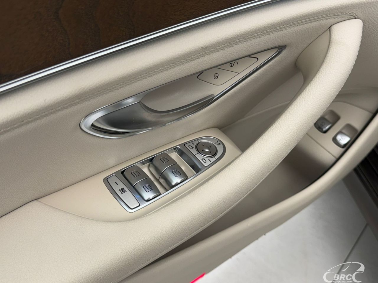 Mercedes-Benz E400 | 19