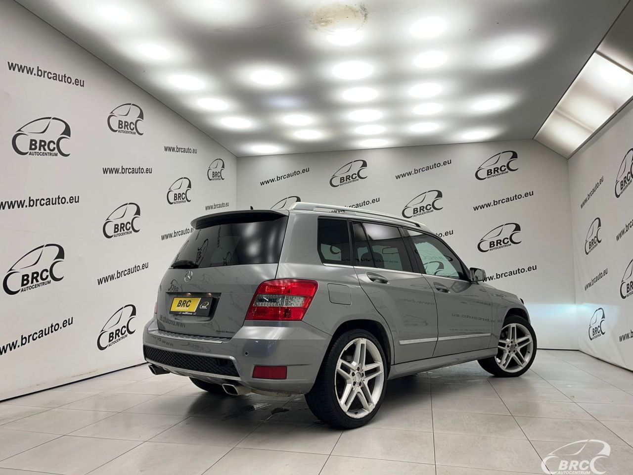 Mercedes-Benz GLK220 | 3