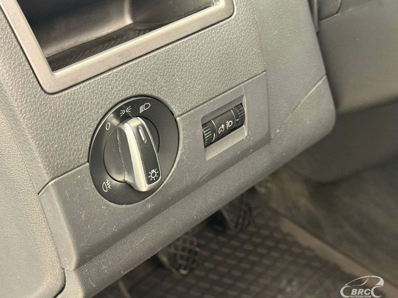 Volkswagen Multivan | 14
