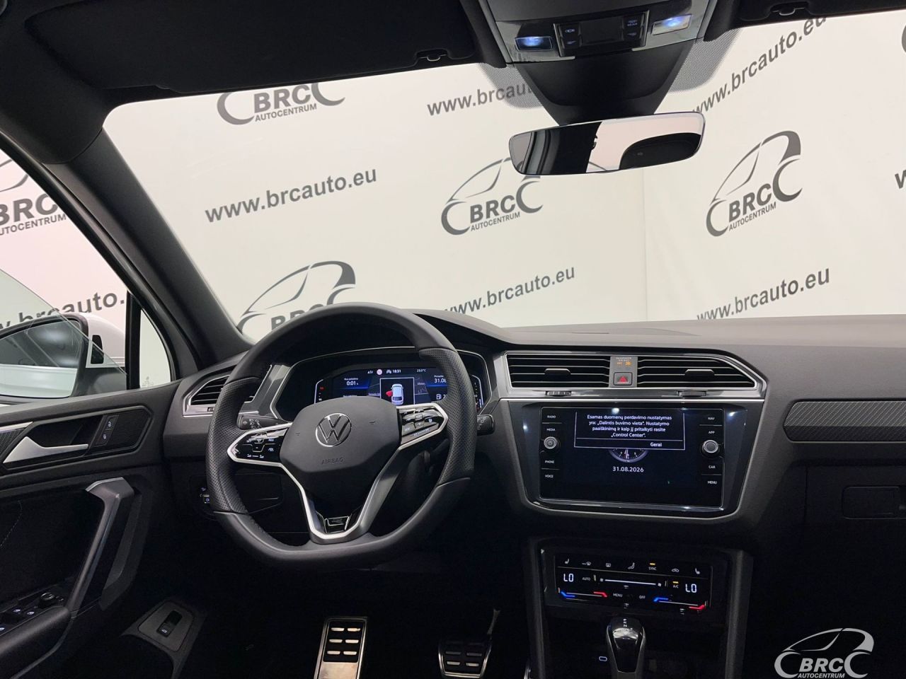 Volkswagen Tiguan | 13