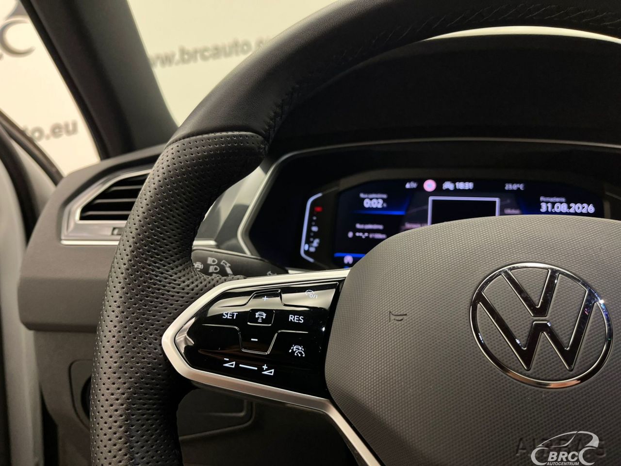 Volkswagen Tiguan | 15