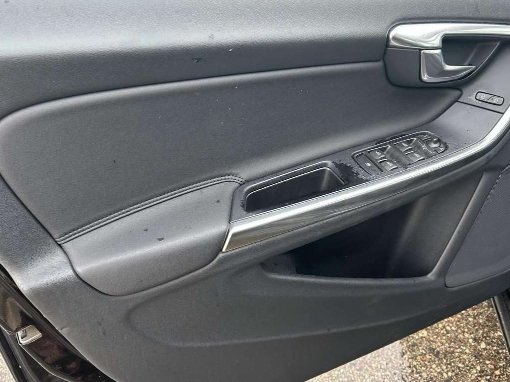 Volvo S60 | 17