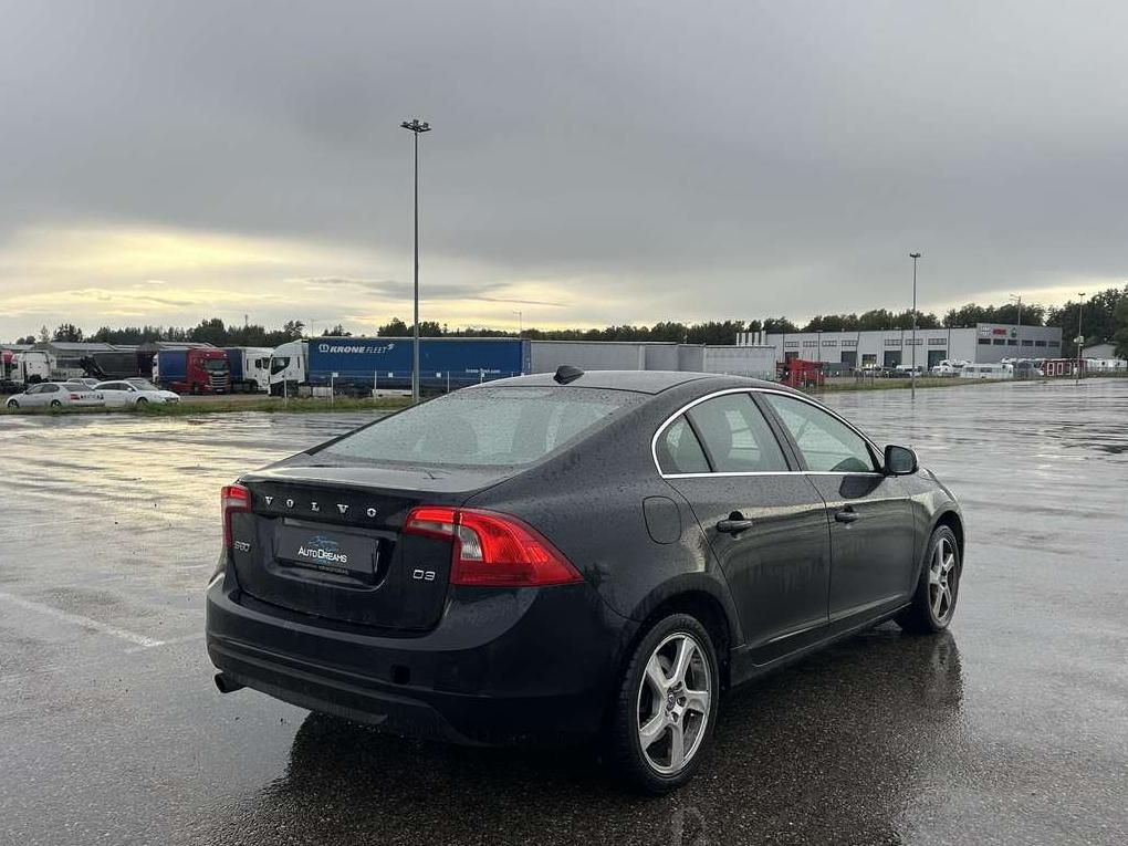 Volvo S60 | 2