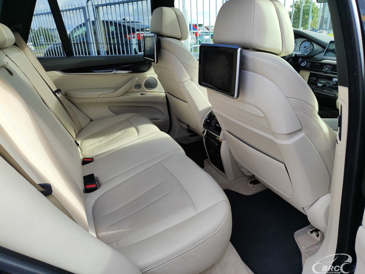 BMW X5 | 6