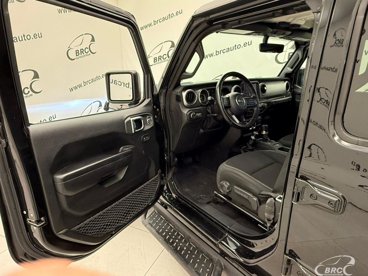 Jeep Wrangler | 5