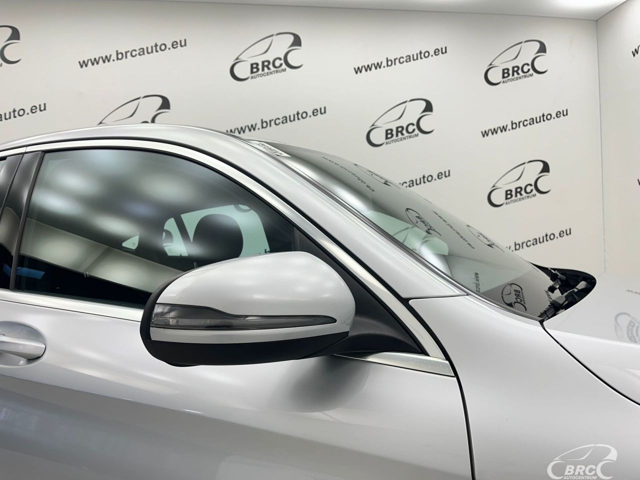 Mercedes-Benz GLC220 | 9