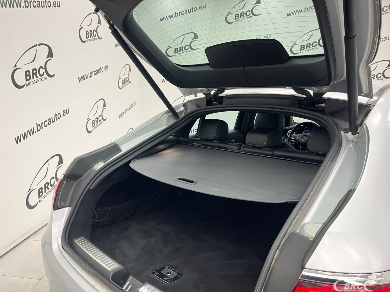 Mercedes-Benz GLC220 | 8