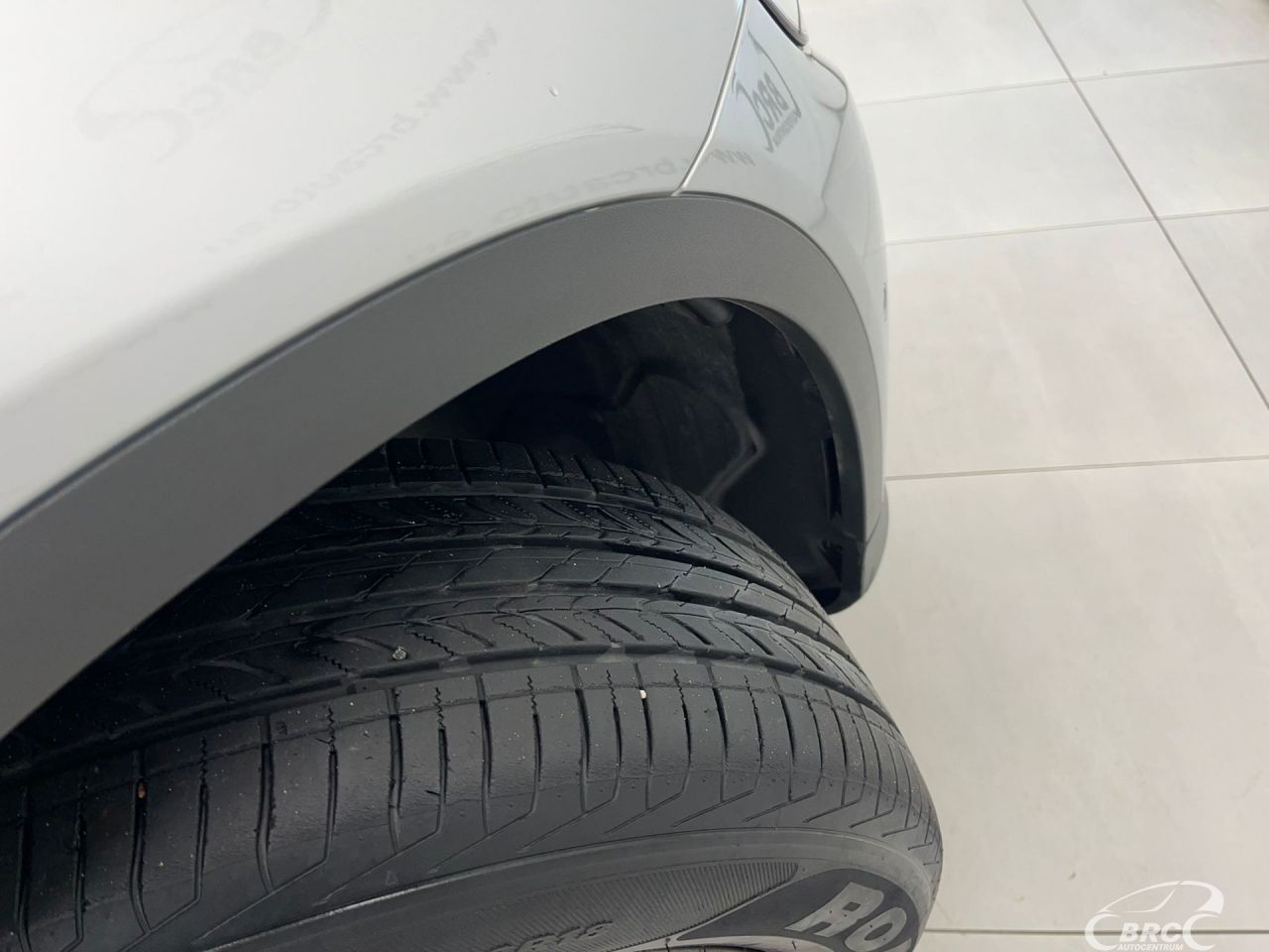 Mercedes-Benz GLC220 | 12