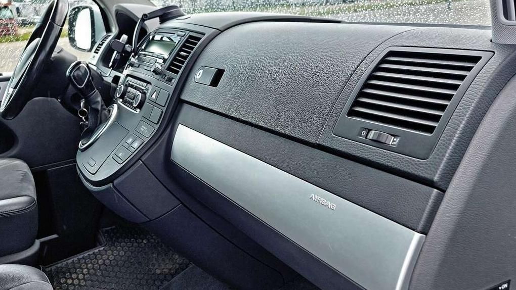 Volkswagen Multivan | 17
