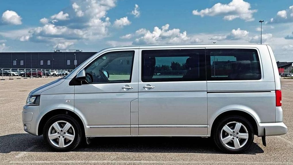 Volkswagen Multivan | 7
