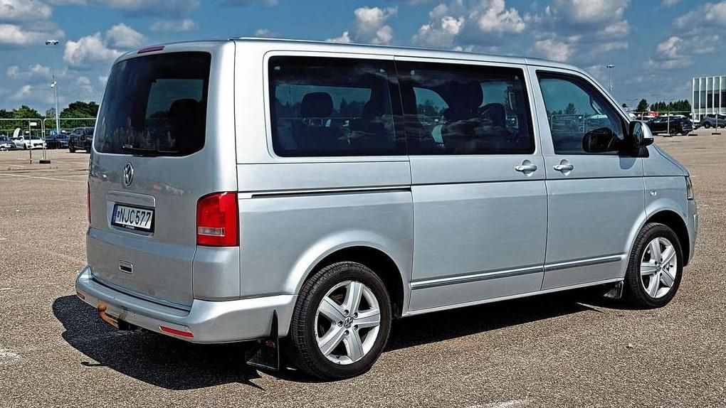 Volkswagen Multivan | 11
